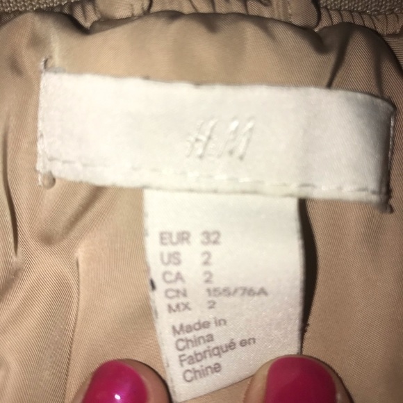 H&M Women’s Bomber Jacket – 80’s Style  Size: 2 (fits like a Medium) - Picture 9 of 12